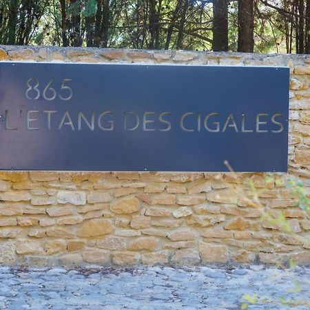 L'Etang Des Cigales Apartment Uchaux Екстериор снимка