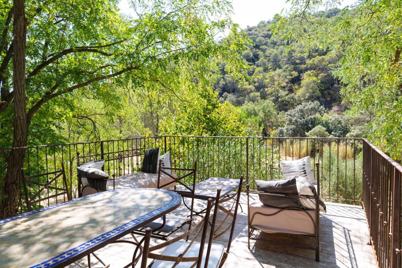 L'Etang Des Cigales Apartment Uchaux Екстериор снимка